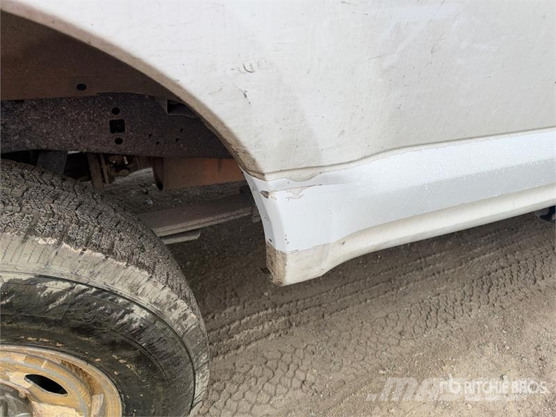 Ford F-250 XL 4x2 Extended Cab Pickup Egyéb