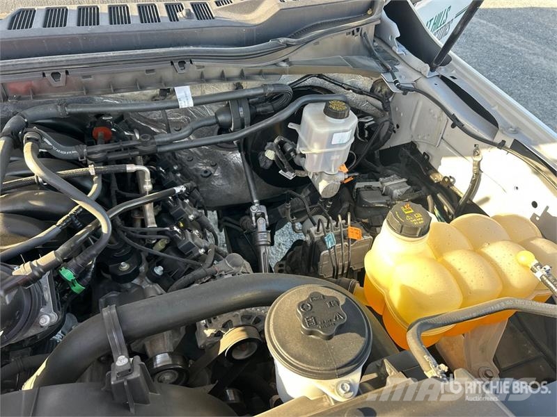 Ford F-250 XL 4x2 Extended Cab Pickup Andre varebiler