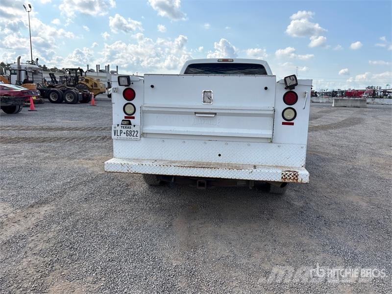 Ford F-250 XL 4x2 Extended Cab Utility Truck Utilitaire benne