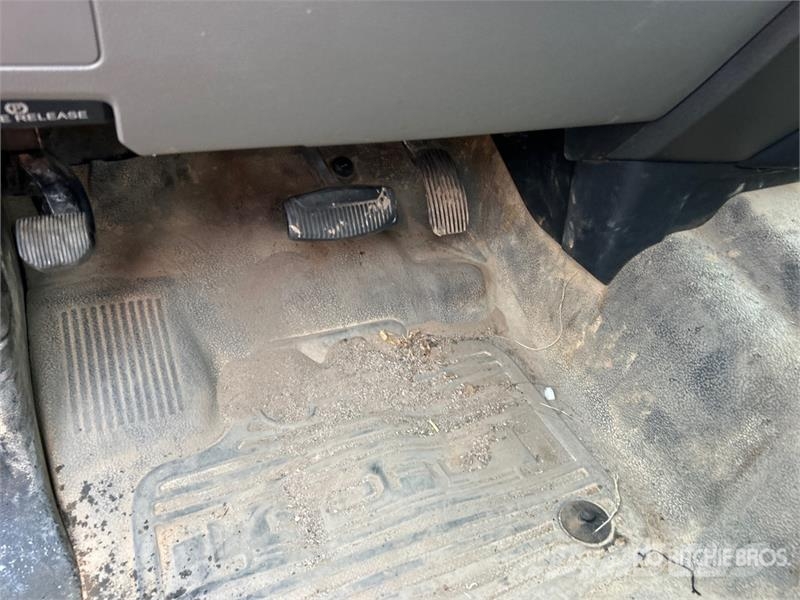 Ford F-250 XL 4x2 Extended Cab Pickup 其他