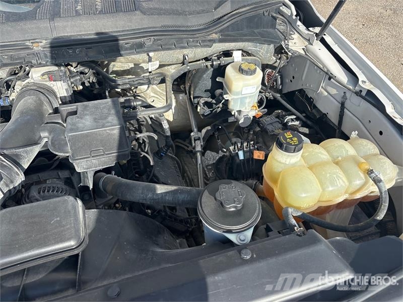 Ford F-250 XL 4x2 Extended Cab Pickup Otros