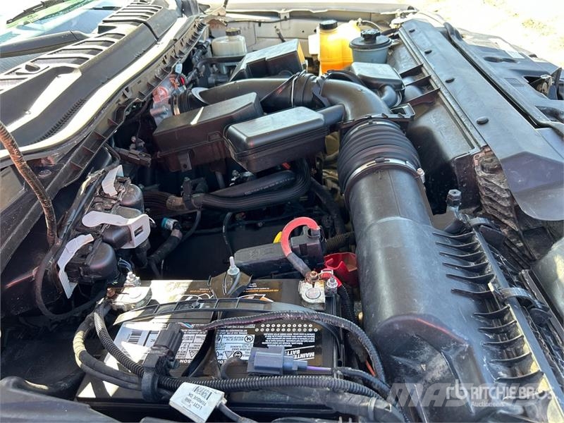 Ford F-250 XL 4x2 Extended Cab Pickup Ostalo