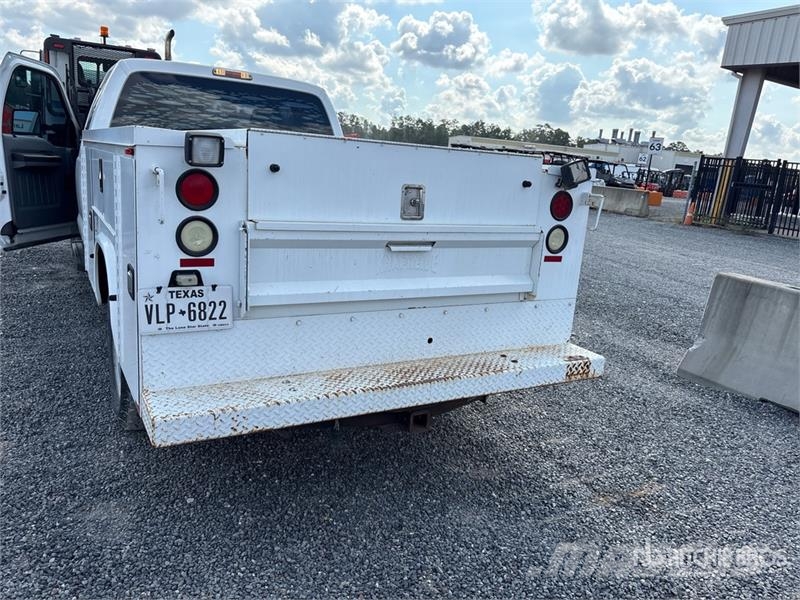 Ford F-250 XL 4x2 Extended Cab Utility Truck Utilitaire benne