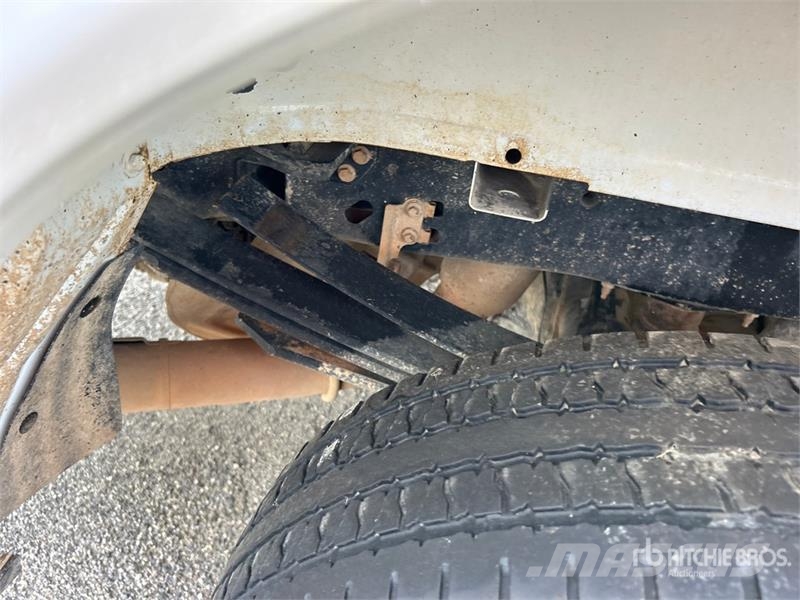 Ford F-250 XL 4x2 Extended Cab Pickup (Inoperable) その他