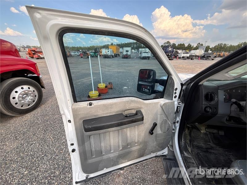 Ford F-250 XL 4x2 Pickup Andere Transporter