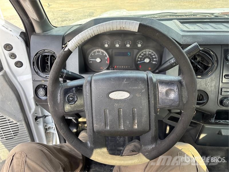 Ford F-250 XL 4x2 Pickup Andere Transporter