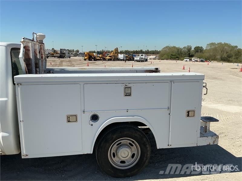 Ford F-250 XL 4x2 Utility Truck 皮卡.傳統半斗卡車/側卸板