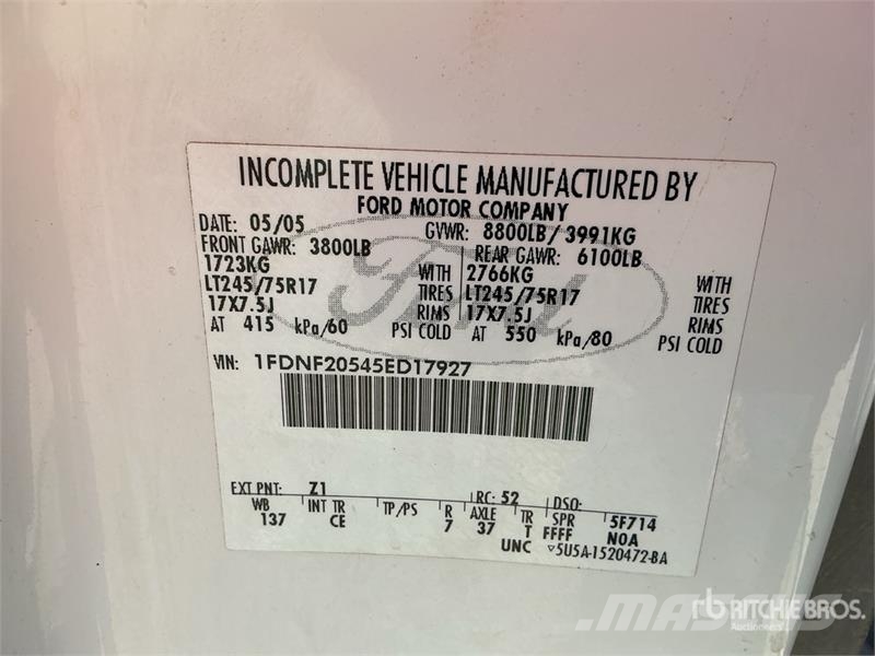 Ford F-250 XL 4x2 Utility Truck 皮卡.傳統半斗卡車/側卸板