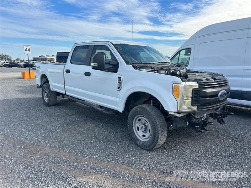 Ford F-250 XL 4x4 Crew Cab Pickup (Inoperable) Citi