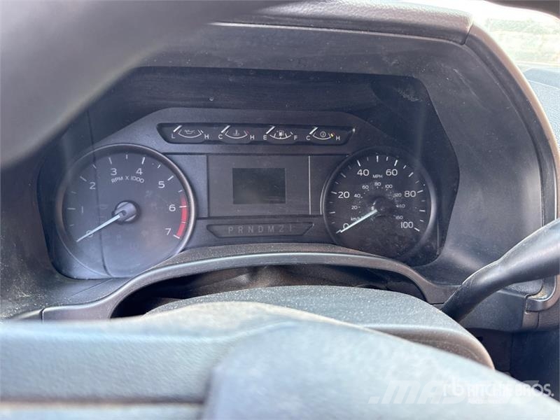 Ford F-250 XL 4x4 Crew Cab Pickup Ostalo