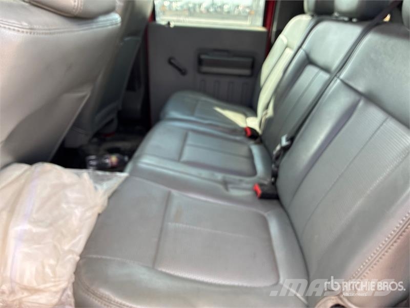 Ford F-250 XL 4x4 Crew Cab Pickup Ostalo