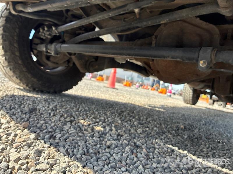Ford F-250 XL 4x4 Crew Cab Pickup Ostalo