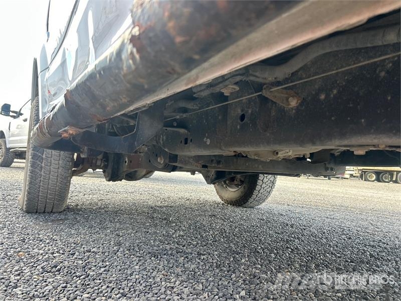 Ford F-250 XL 4x4 Crew Cab Pickup (Inoperable) Citi