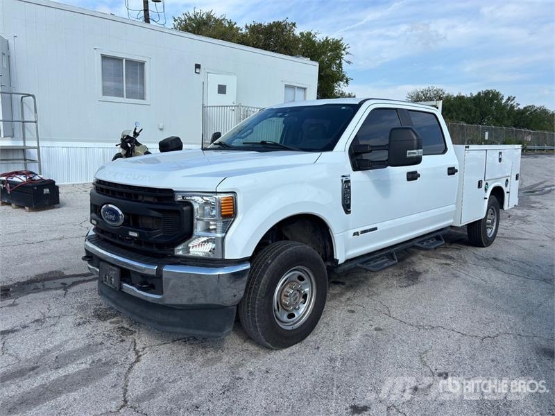 Ford F-250 XL 4x4 Crew Cab Utility Truck Pick up/Dropside