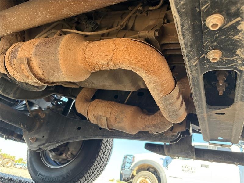 Ford F-250 XL 4x4 Crew Cab Pickup Ostalo
