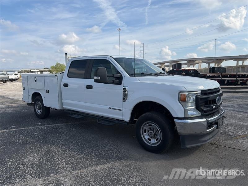 Ford F-250 XL 4x4 Crew Cab Utility Truck Madelkaubikud