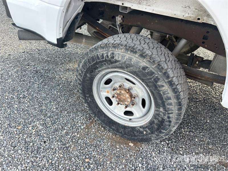 Ford F-250 XL 4x4 Crew Cab Pickup (Inoperable) Citi