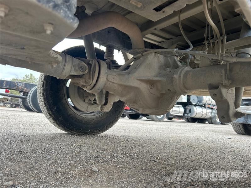 Ford F-250 XL 4x4 Crew Cab Pickup Muu