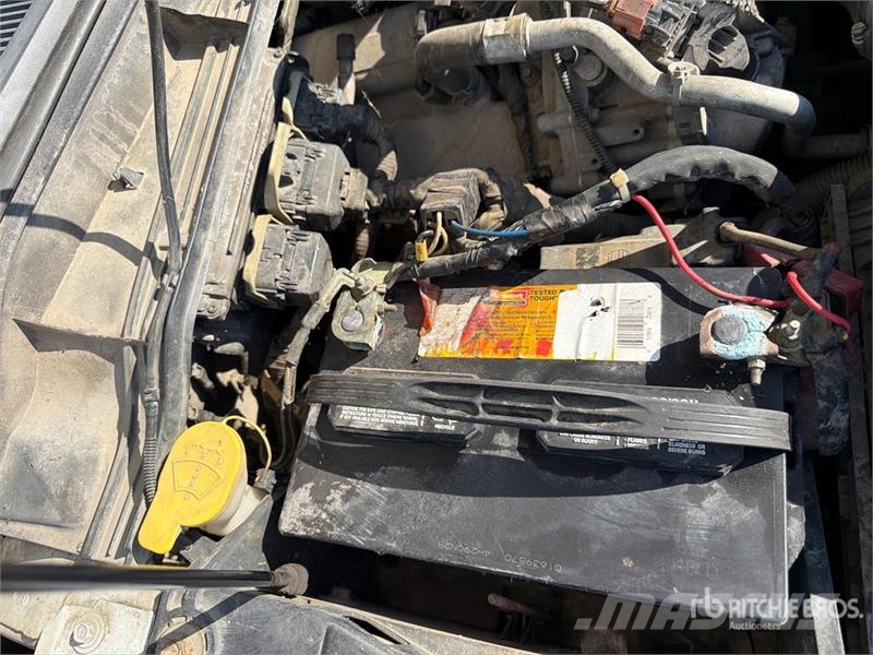 Ford F-250 XL 4x4 Crew Cab Pickup Ostalo