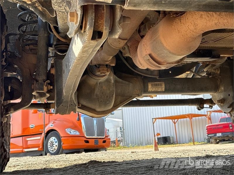 Ford F-250 XL 4x4 Crew Cab Pickup Anders