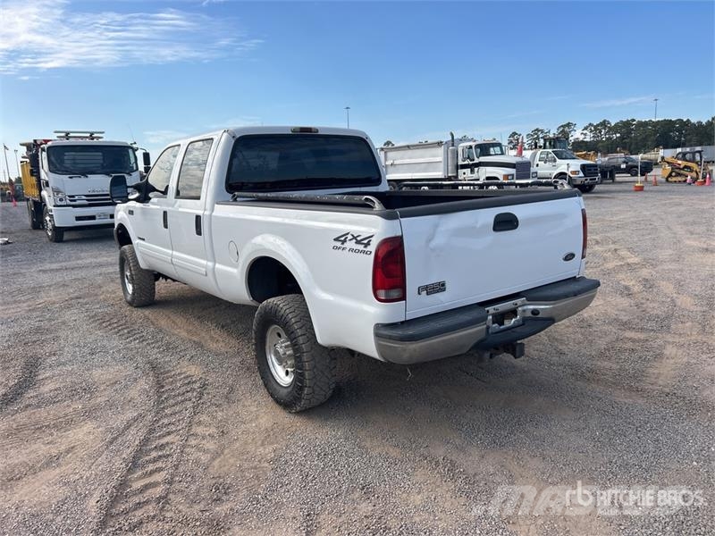 Ford F-250 XL 4x4 Crew Cab Pickup Otras furgonetas