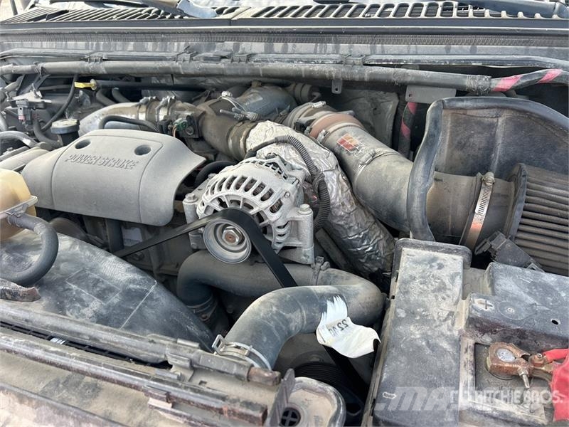 Ford F-250 XL 4x4 Crew Cab Pickup Otras furgonetas
