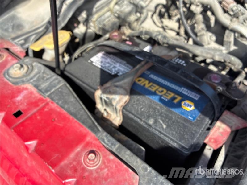 Ford F-250 XL 4x4 Crew Cab Pickup Ostalo