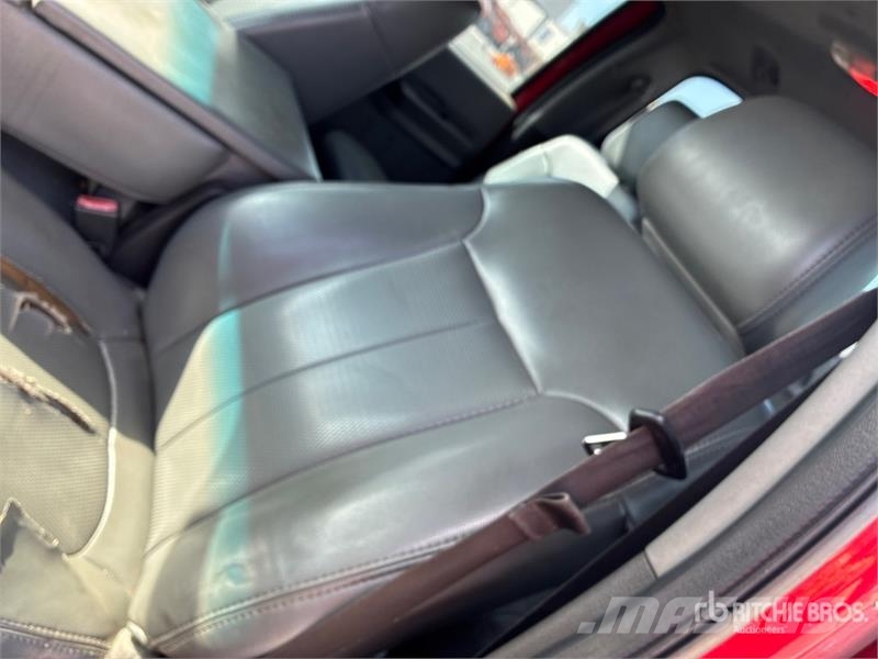 Ford F-250 XL 4x4 Crew Cab Pickup Ostalo