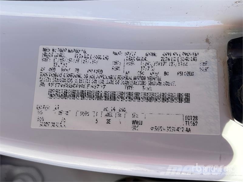 Ford F-250 XL 4x4 Crew Cab Pickup Otras furgonetas