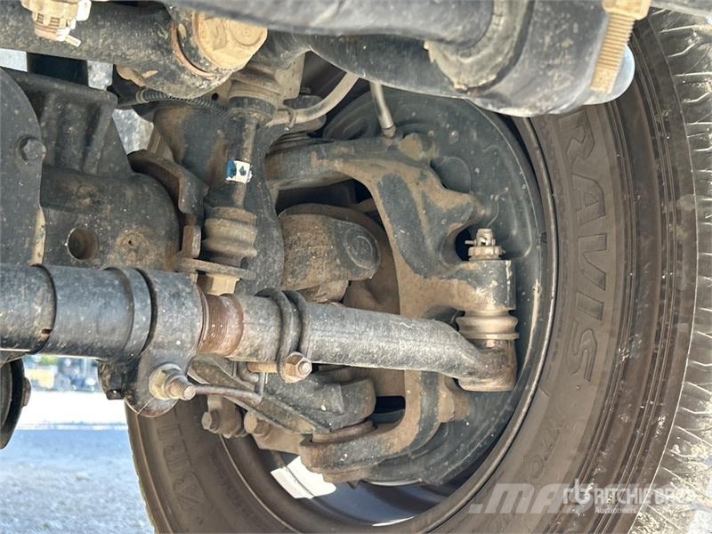 Ford F-250 XL 4x4 Extended Cab Pickup Ostalo