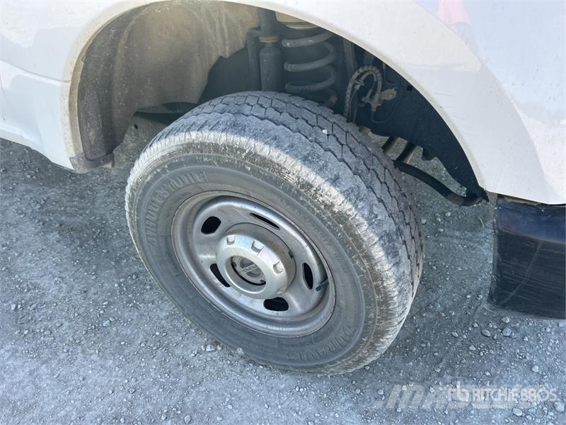 Ford F-250 XL 4x4 Extended Cab Pickup Ostalo