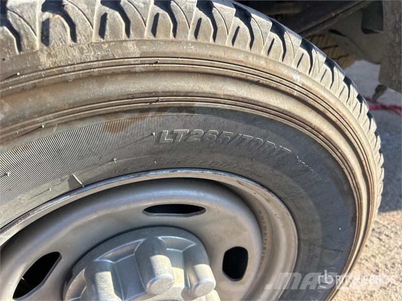 Ford F-250 XL 4x4 Extended Cab Pickup Ostalo