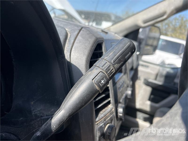 Ford F-250 XL 4x4 Extended Cab Pickup Інше