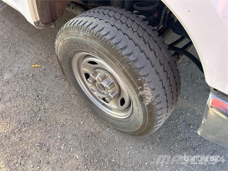 Ford F-250 XL 4x4 Extended Cab Pickup Ostalo