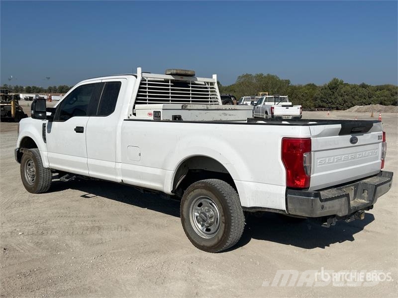 Ford F-250 XL 4x4 Extended Cab Pickup Citi