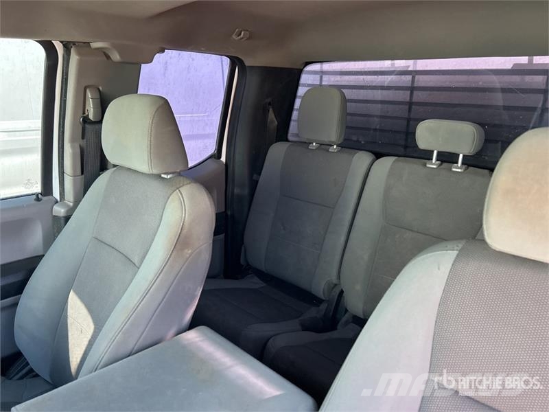 Ford F-250 XL 4x4 Extended Cab Pickup Citi