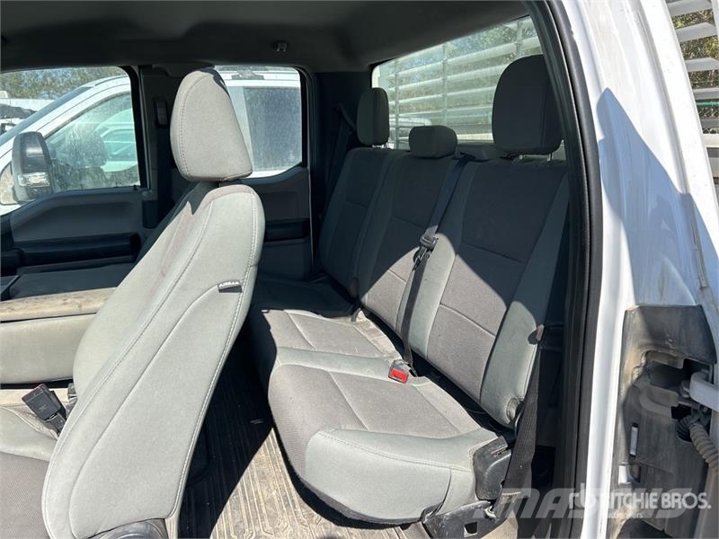 Ford F-250 XL 4x4 Extended Cab Pickup Citi