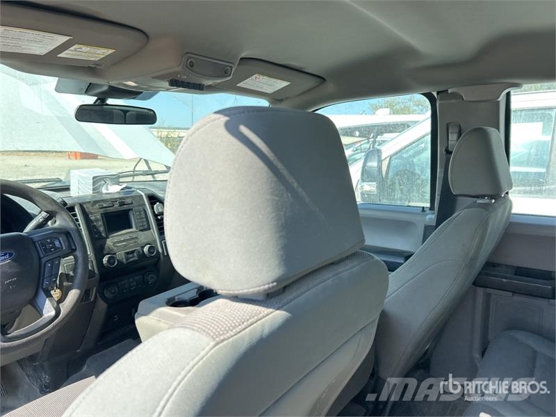 Ford F-250 XL 4x4 Extended Cab Pickup Citi