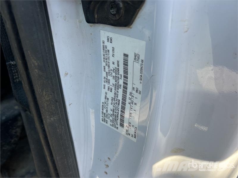 Ford F-250 XL 4x4 Extended Cab Pickup Ostalo