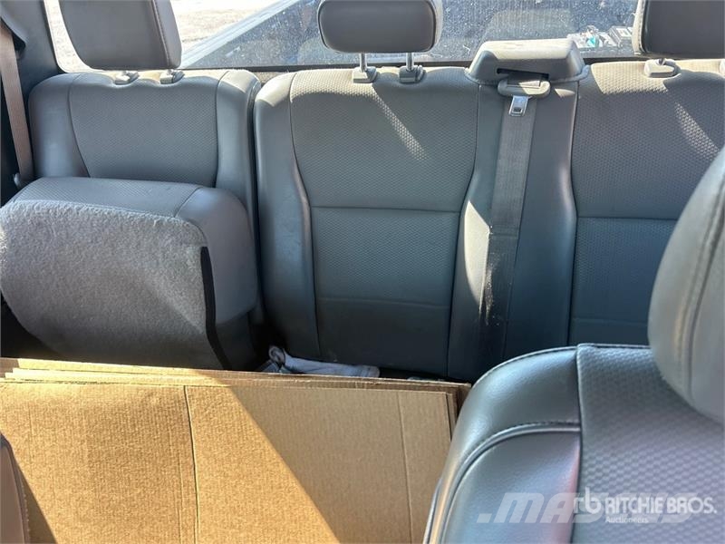 Ford F-250 XL 4x4 Extended Cab Pickup Diger
