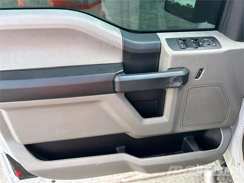 Ford F-250 XL 4x4 Extended Cab Pickup 其他