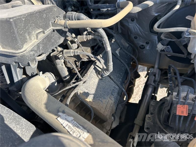 Ford F-250 XL 4x4 Extended Cab Pickup Ostalo