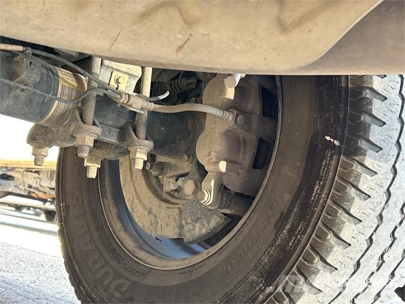 Ford F-250 XL 4x4 Extended Cab Pickup Ostalo