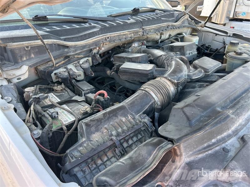Ford F-250 XL 4x4 Extended Cab Pickup Ostalo