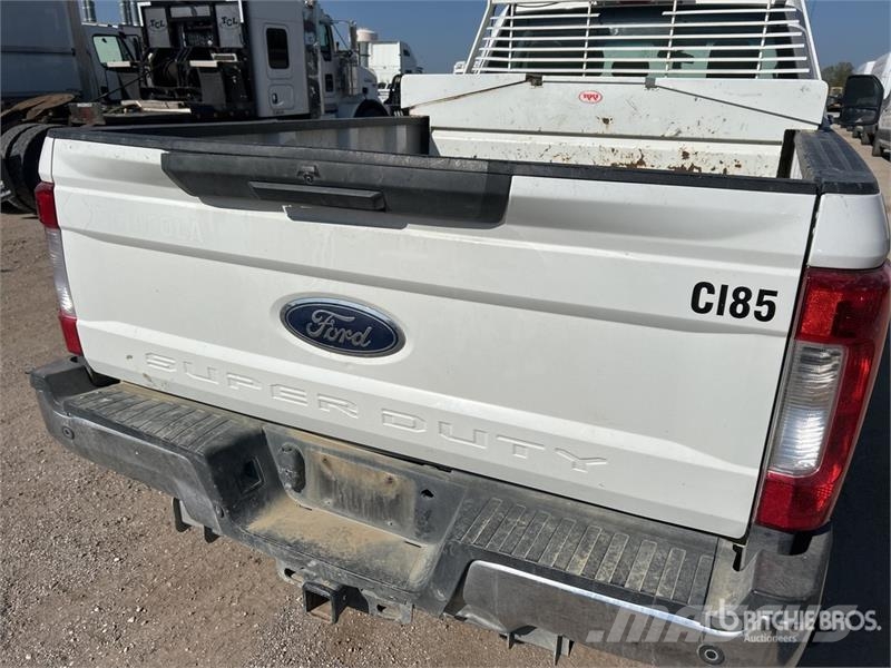 Ford F-250 XL 4x4 Extended Cab Pickup Citi