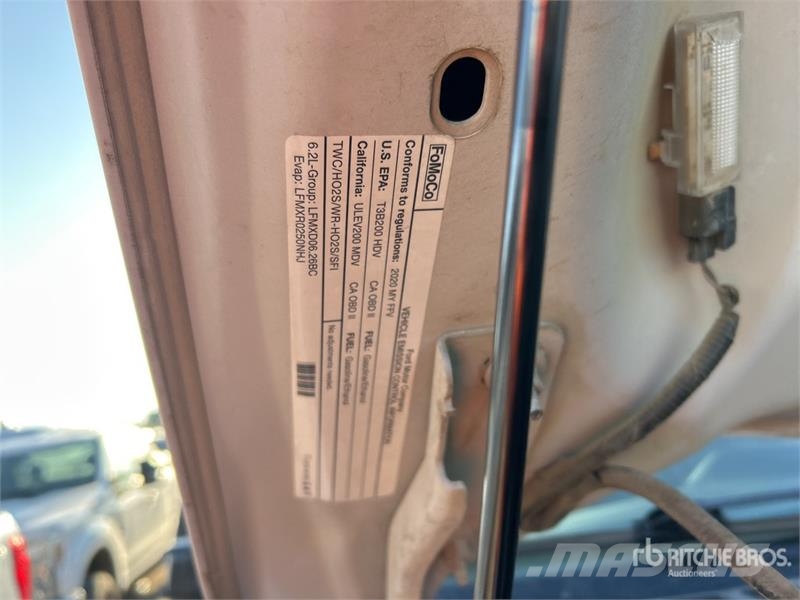 Ford F-250 XL 4x4 Extended Cab Pickup Ostalo