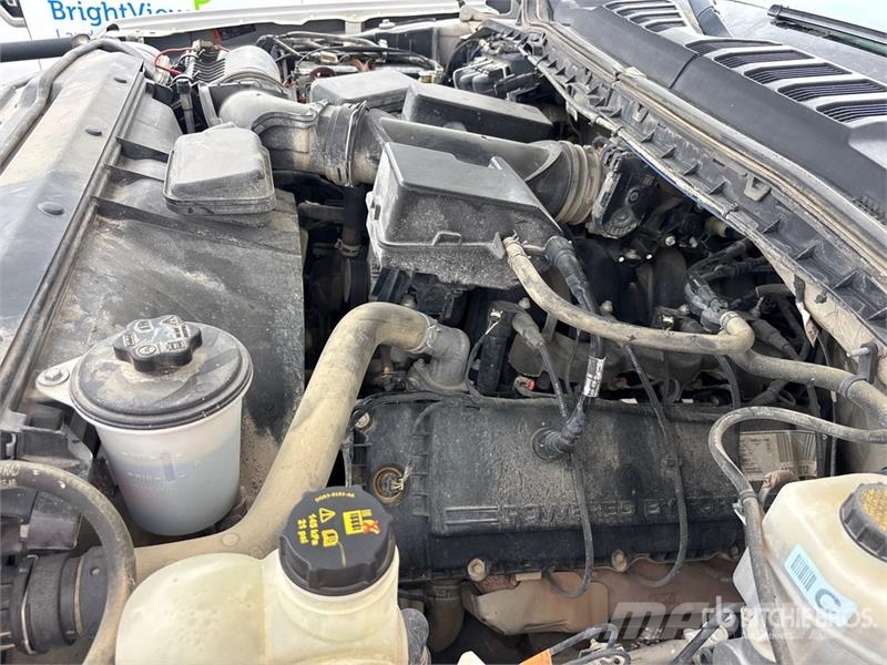 Ford F-250 XL 4x4 Extended Cab Pickup أخرى