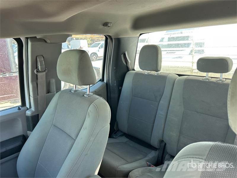 Ford F-250 XL 4x4 Extended Cab Pickup Citi