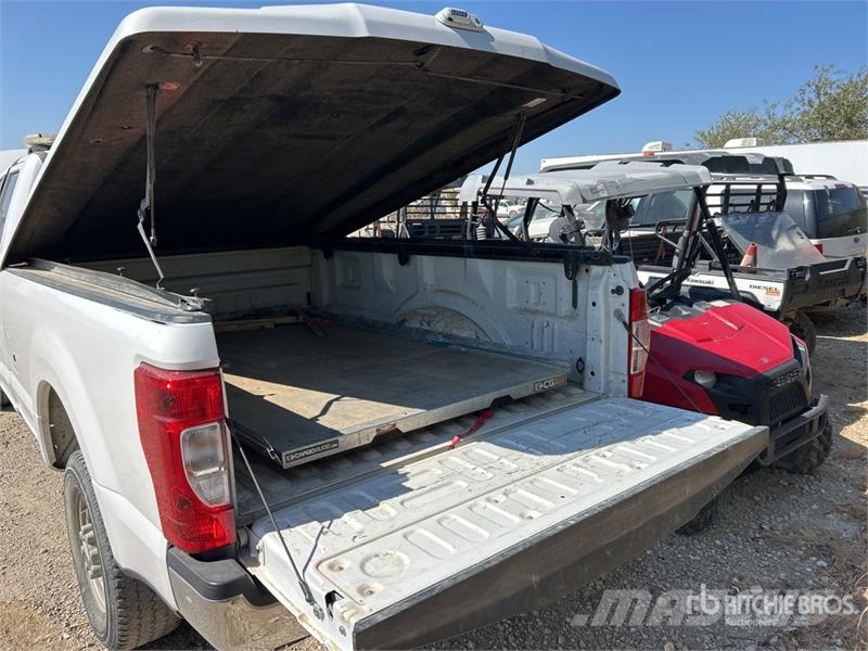 Ford F-250 XL 4x4 Extended Cab Pickup Інше