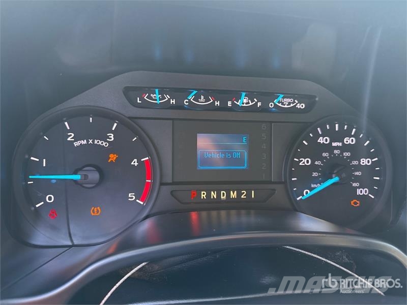 Ford F-250 XL 4x4 Extended Cab Pickup Diger